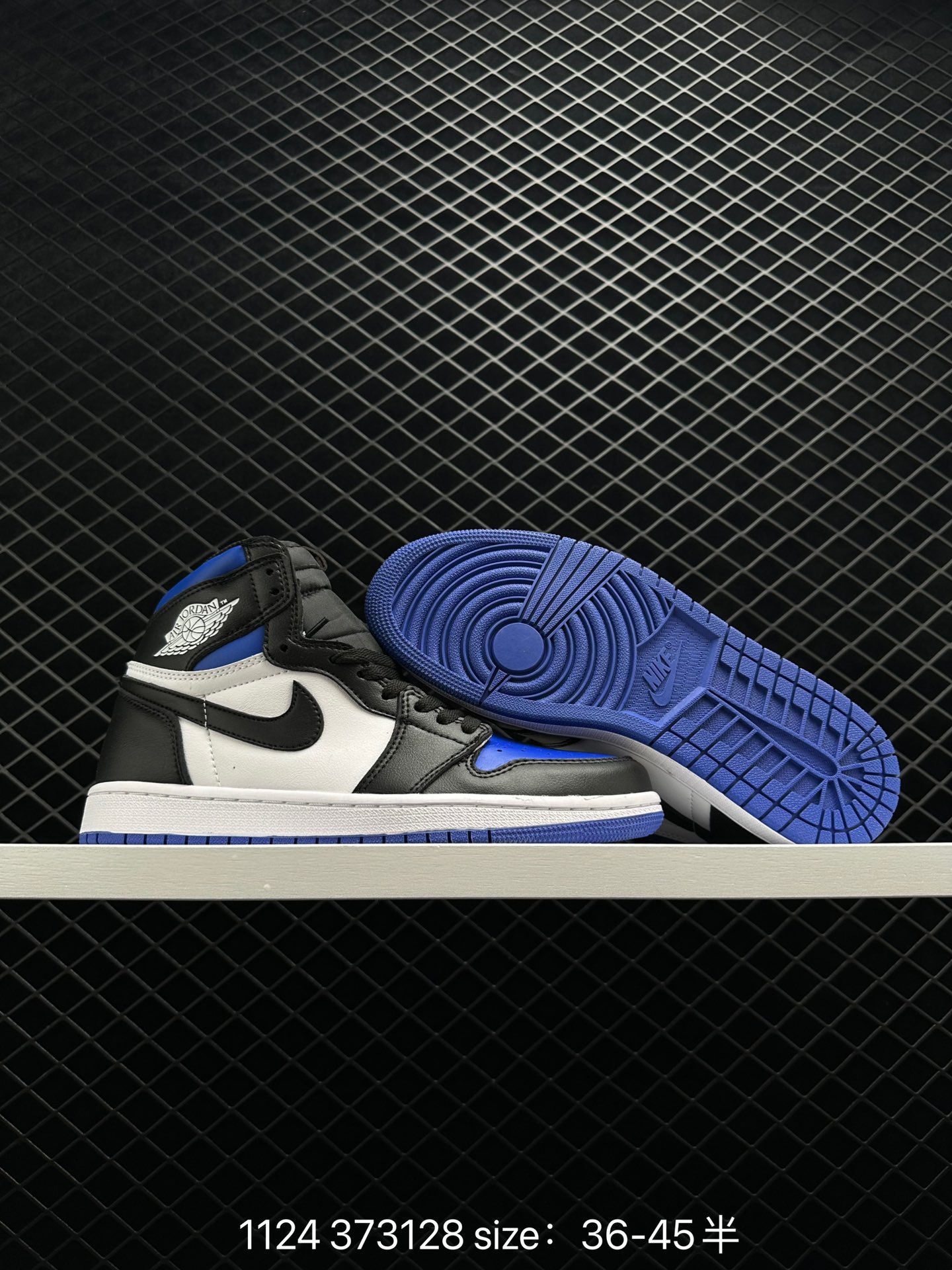 Air Jordan 1 Mid“Light Smoke Grey”